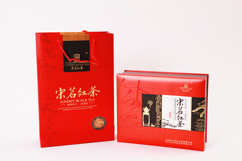 84fb0e6c-7845-404b-b1f8-a837cf704472